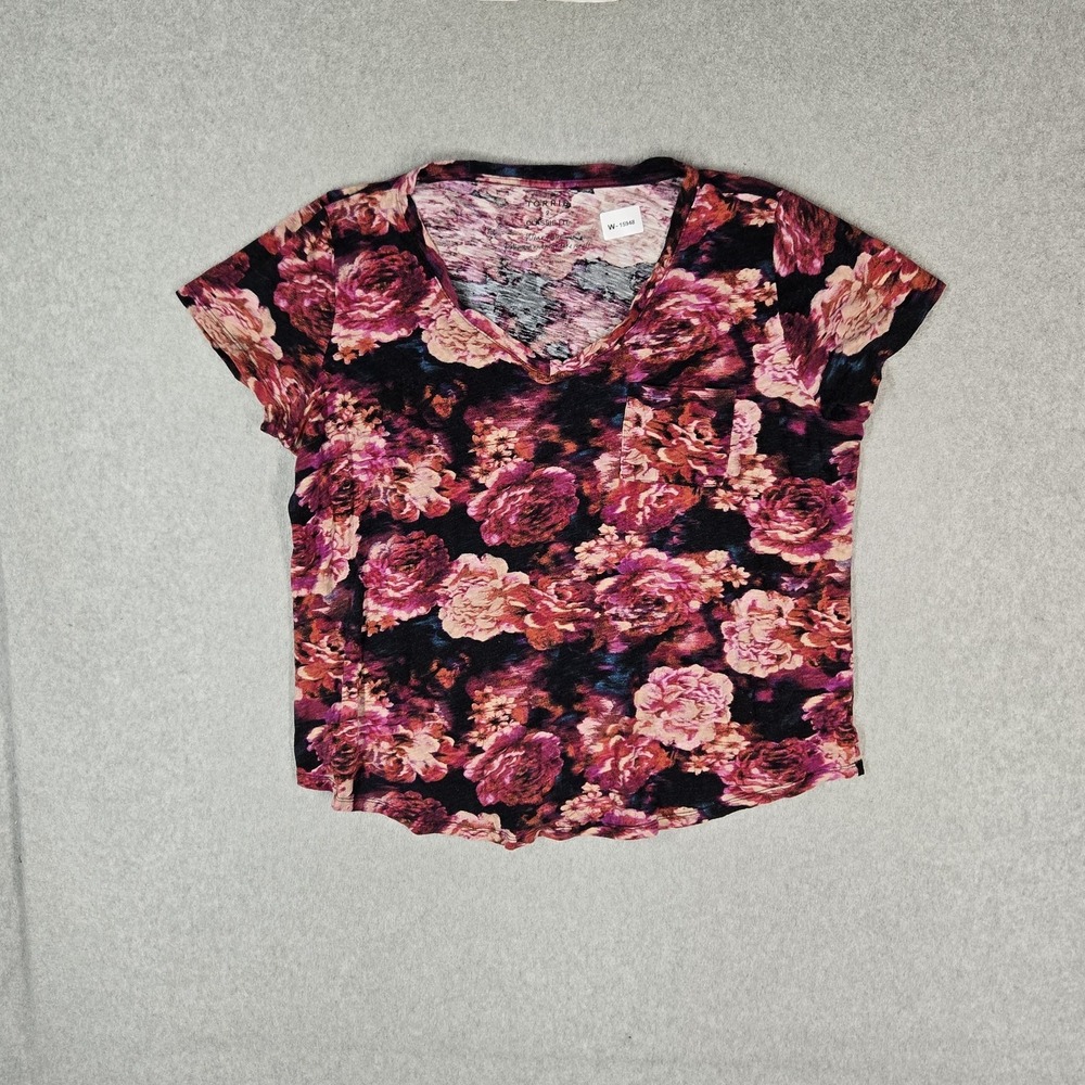 Torrid Women Shirt 2 Black Floral Scoop Neck Pullover Short Sleeve Classic Fit